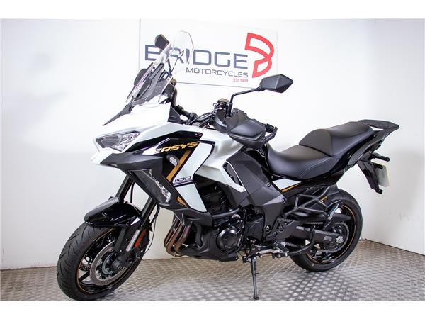 2025 KAWASAKI VERSYS 1100