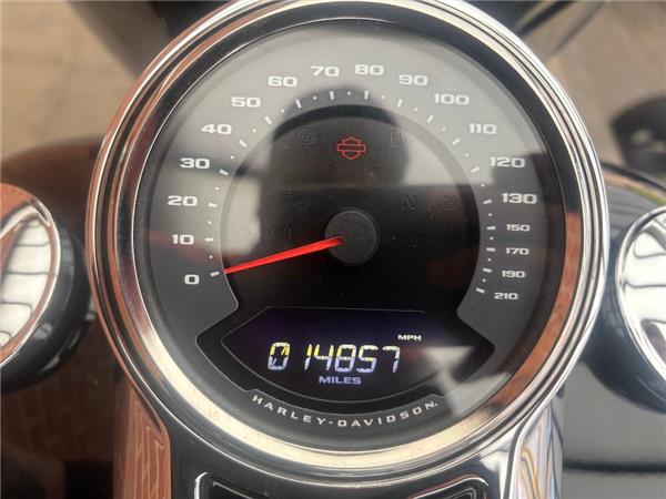 2021 HARLEY-DAVIDSON SOFTAIL FLSTF FAT BOY