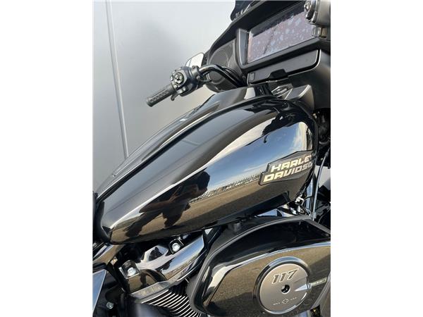 2025 Street Glide