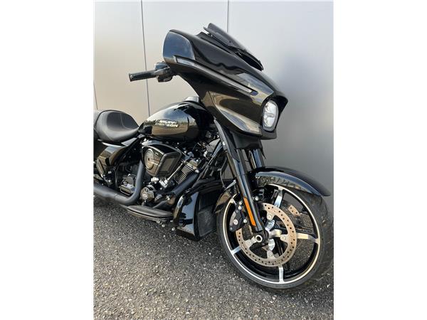 2025 Street Glide