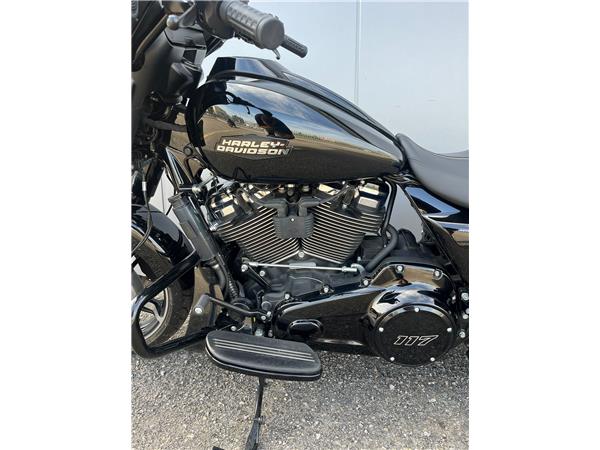 2025 Street Glide