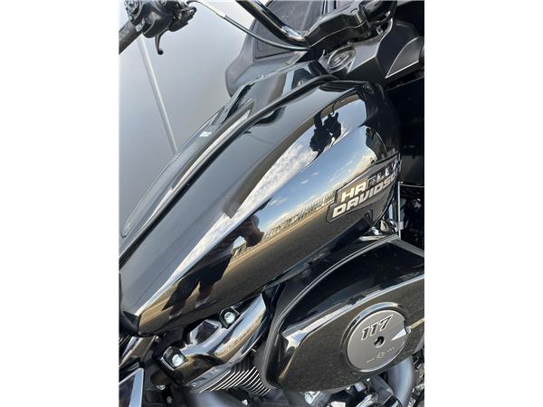 2025 Road Glide