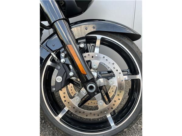 2025 Road Glide