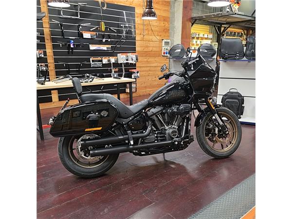 Harley-Davidson Softail-Cruiser LOW RIDER ST 117 contovendita