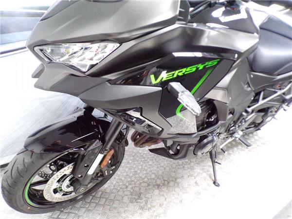 2025 Kawasaki Versys 1100