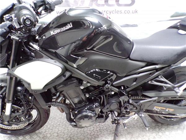 2025 Kawasaki Z900