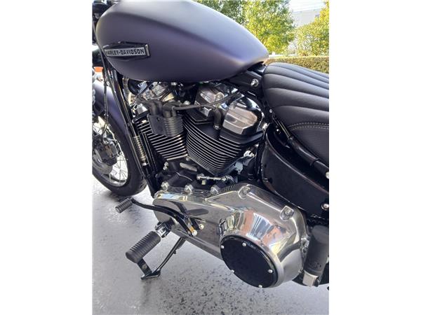 2025 HARLEY-DAVIDSON STREET BOB