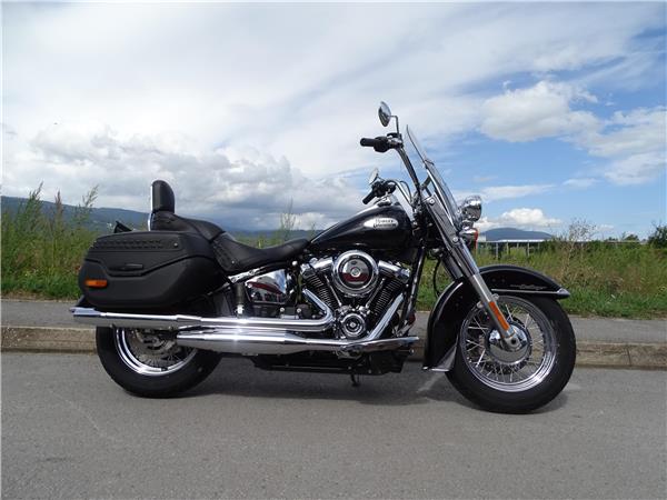 2021 harley-davidson FLHC Heritage Classic 107