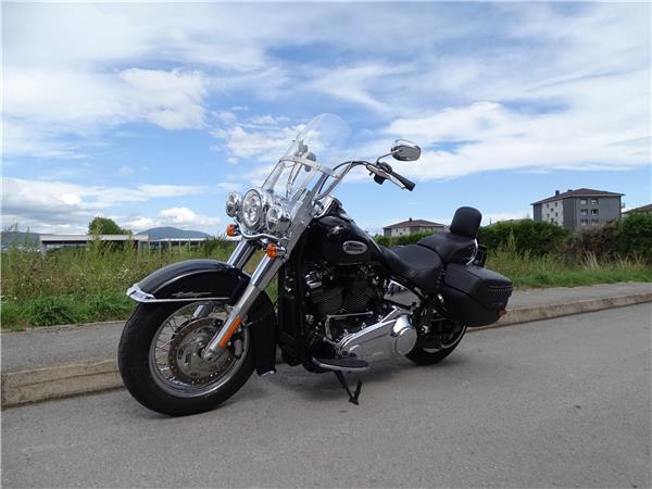 2021 harley-davidson FLHC Heritage Classic 107