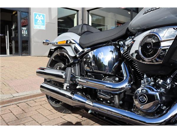 2025 HARLEY-DAVIDSON SOFTAIL FXBR BREAKOUT