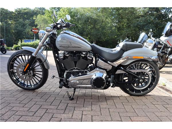 2025 HARLEY-DAVIDSON SOFTAIL FXBR BREAKOUT