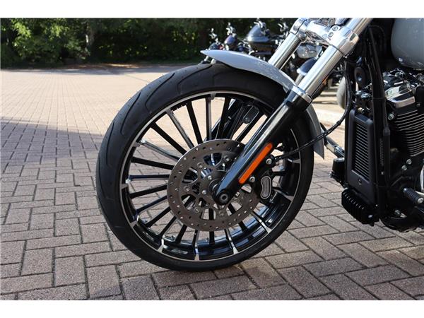 2025 HARLEY-DAVIDSON SOFTAIL FXBR BREAKOUT