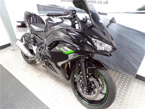 2025 Kawasaki Ninja 650