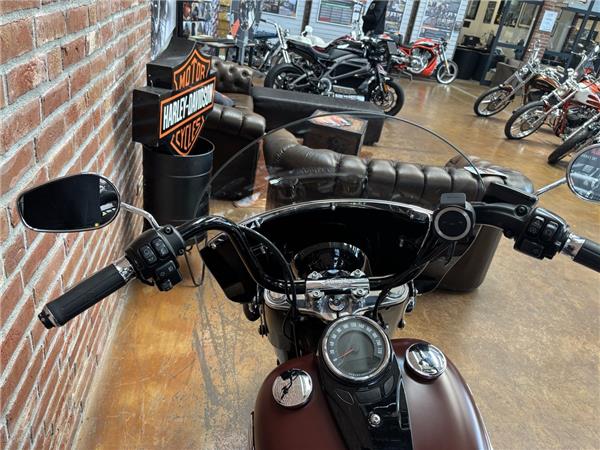 Heritage Softail Classic 114 