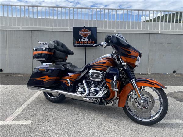 2014 HARLEY-DAVIDSON STREET GLIDE