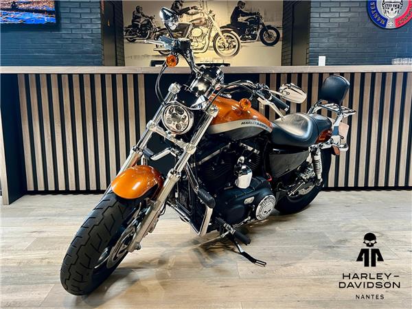 2014 HARLEY-DAVIDSON CUSTOM