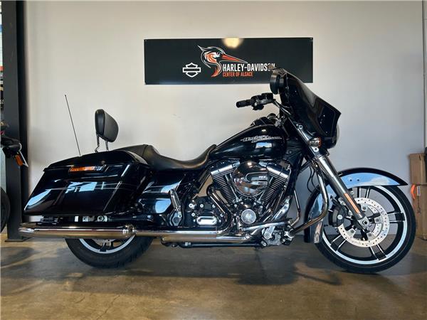 2016 HARLEY-DAVIDSON STREET GLIDE