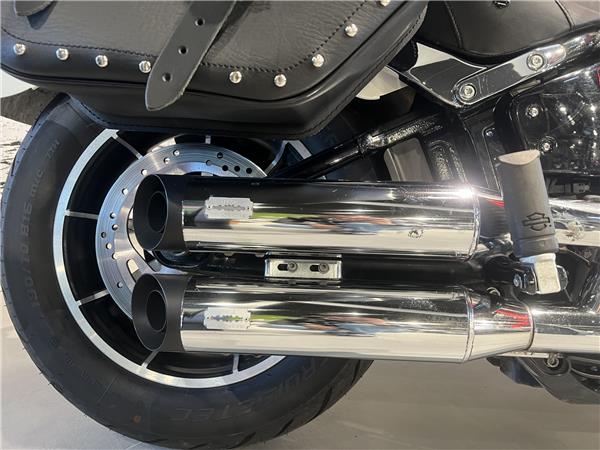 2018 HARLEY-DAVIDSON LOW RIDER