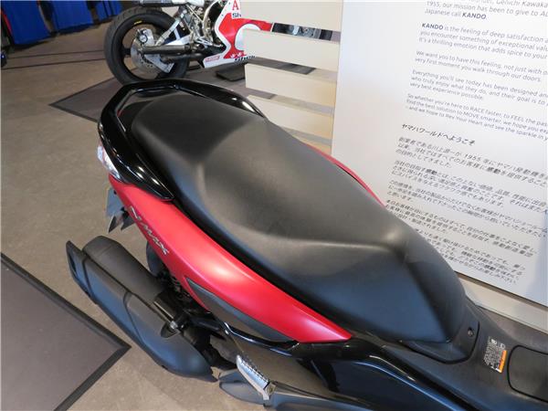 YAMAHA  N-MAX 125