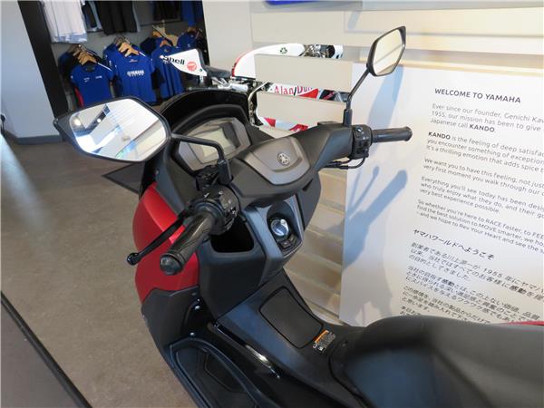 YAMAHA  N-MAX 125