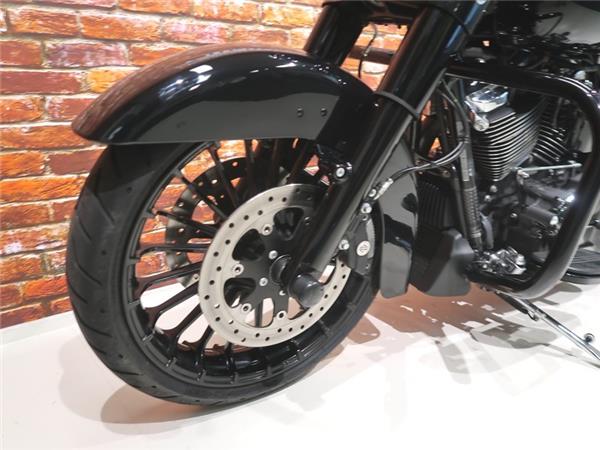 New Harley-Davidson FLHRXS Road King Special 114