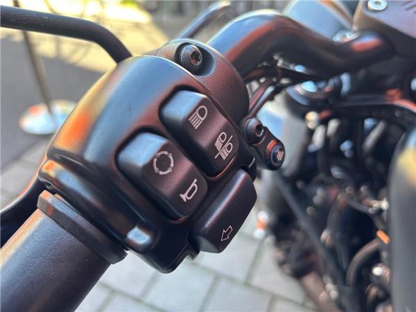 2018 Harley-Davidson Sportster XL 883 N Iron