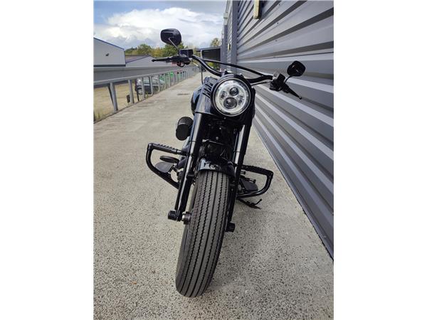 2016 HARLEY-DAVIDSON SLIM