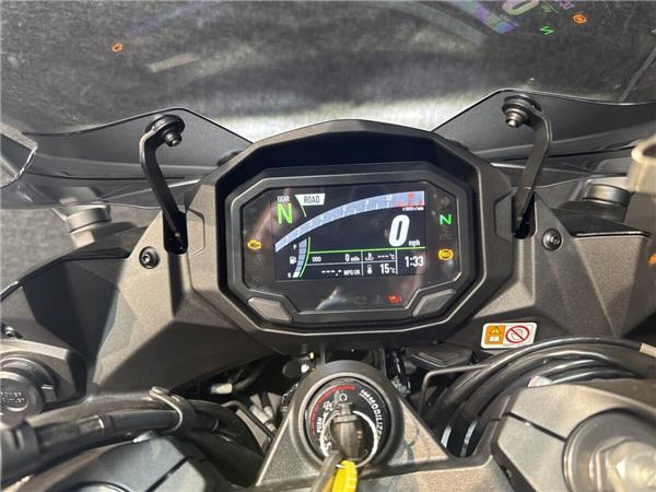 2025 Kawasaki Ninja 1100SX