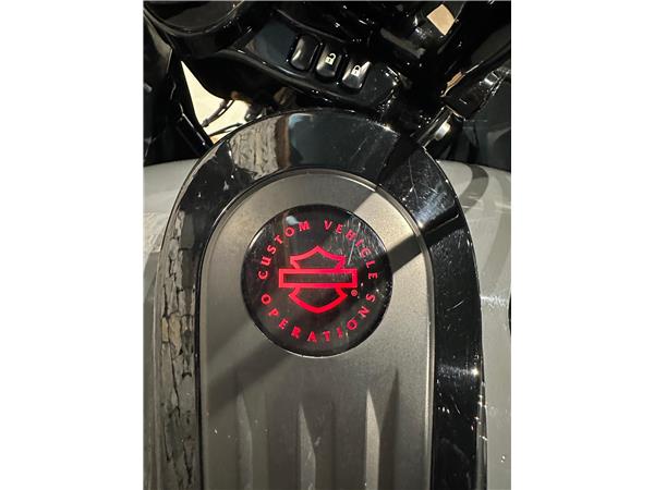 2018 harley-davidson FLTRXSE Road Glide Special 117 CVO