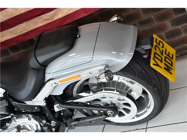 2025 HARLEY-DAVIDSON FAT BOY