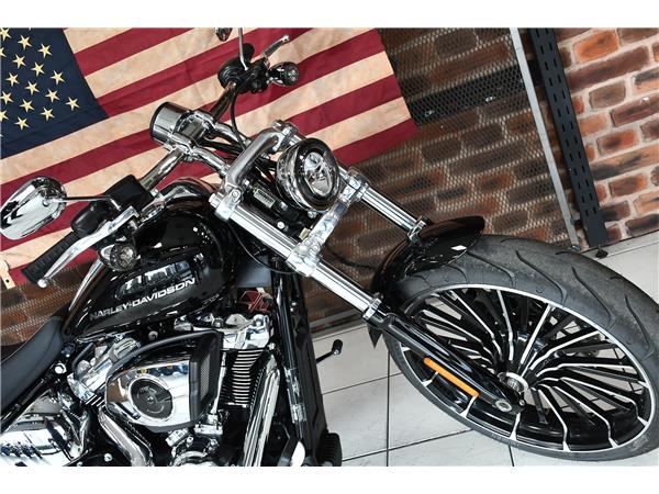 2025 HARLEY-DAVIDSON BREAKOUT 117 