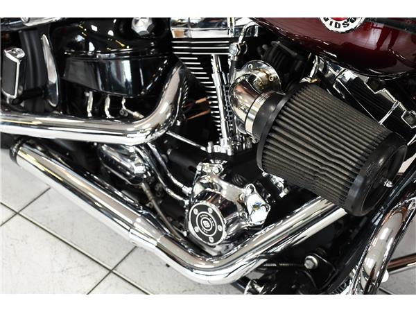 2015 HARLEY-DAVIDSON SOFTAIL FXSB BREAKOUT