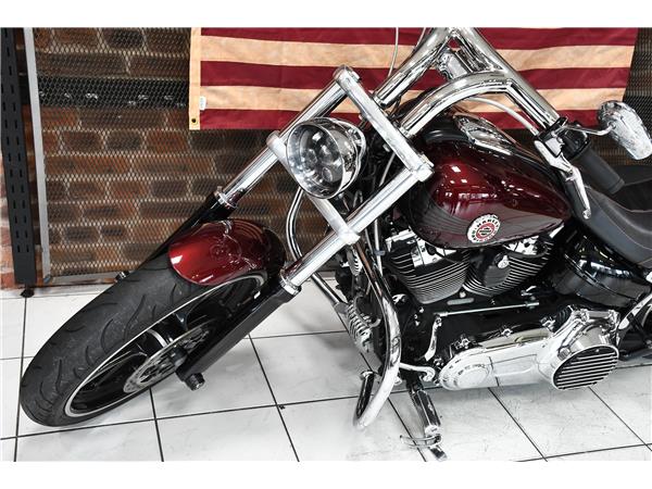 2015 HARLEY-DAVIDSON SOFTAIL FXSB BREAKOUT