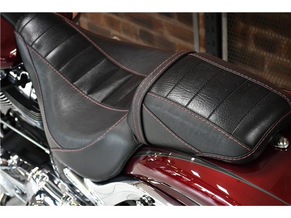 2015 HARLEY-DAVIDSON SOFTAIL FXSB BREAKOUT
