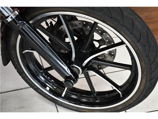 2015 HARLEY-DAVIDSON SOFTAIL FXSB BREAKOUT