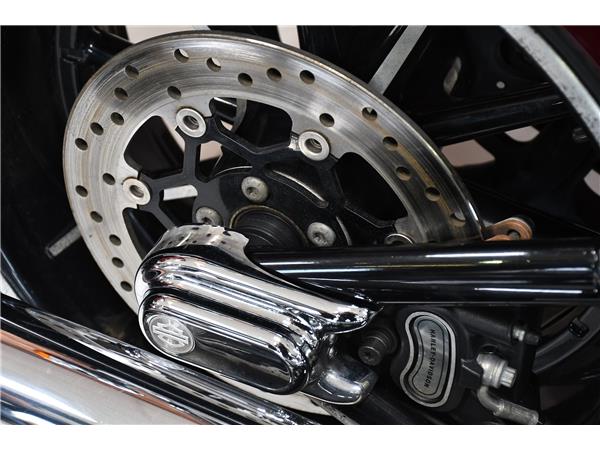 2015 HARLEY-DAVIDSON SOFTAIL FXSB BREAKOUT