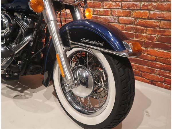 New Harley-Davidson FLSTC Heritage Classic 1690