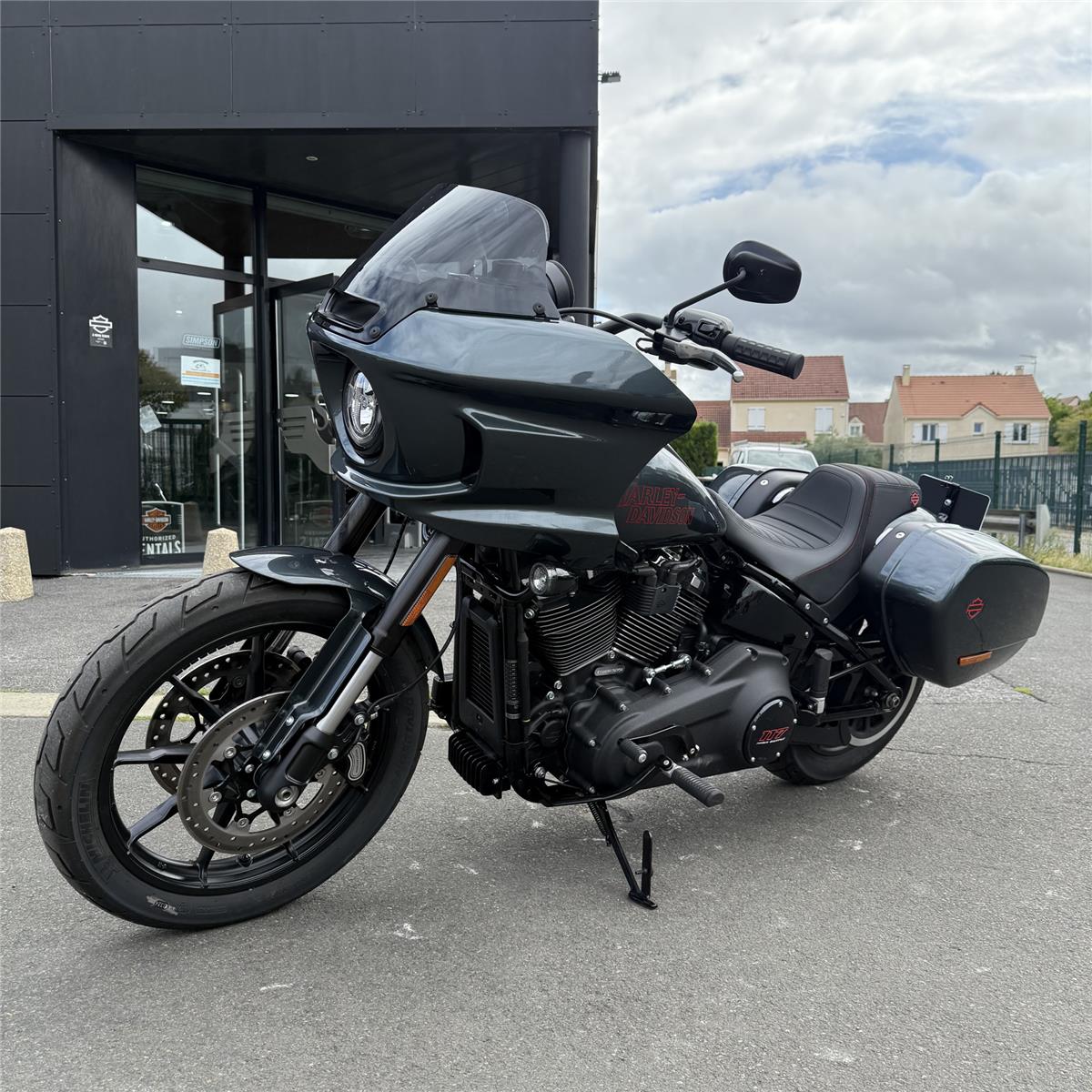 2025 HARLEY-DAVIDSON LOW RIDER