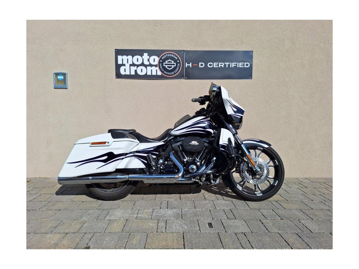 2016 Harley-Davidson CVO Street Glide FLHXSE