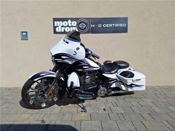 2016 Harley-Davidson Street Glide FLHX