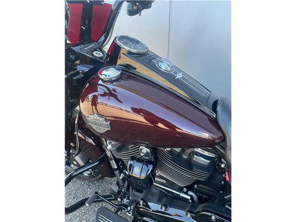 2022 Road King Special