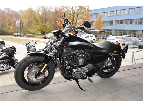 XL1200C Sportster Custom