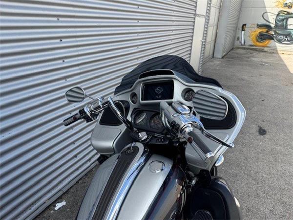 2019 Harley-Davidson CVO Road Glide FLTRXSE