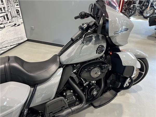 2025 HARLEY-DAVIDSON STREET GLIDE
