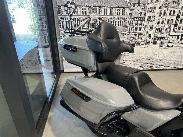 2025 HARLEY-DAVIDSON STREET GLIDE