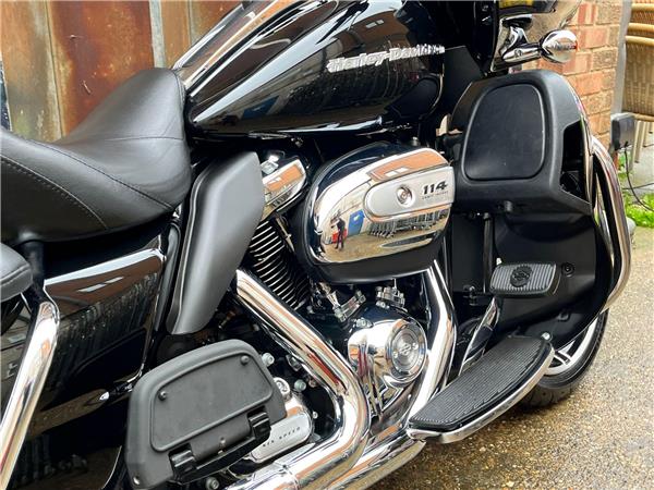 2022 Harley-Davidson Touring