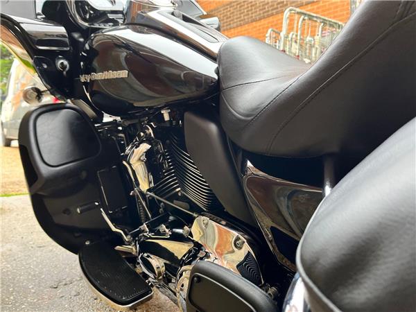 2022 Harley-Davidson Touring