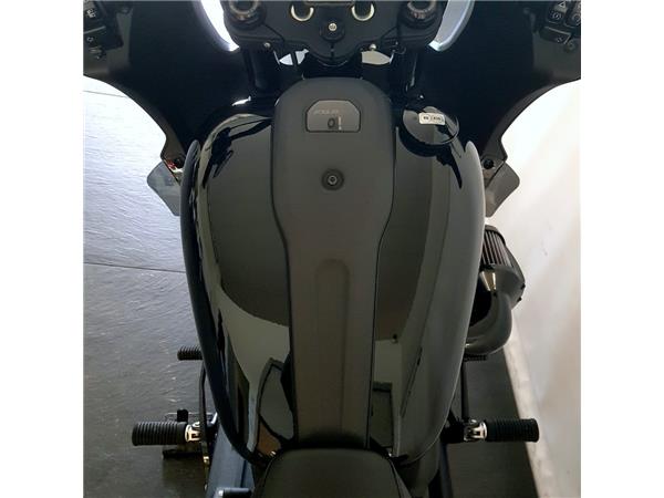 HARLEY-DAVIDSON LOW RIDER ST