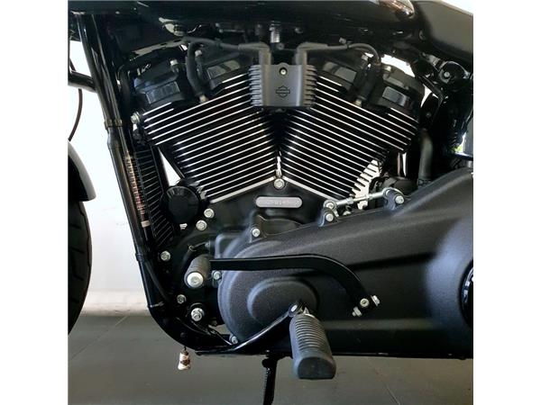 HARLEY-DAVIDSON LOW RIDER ST