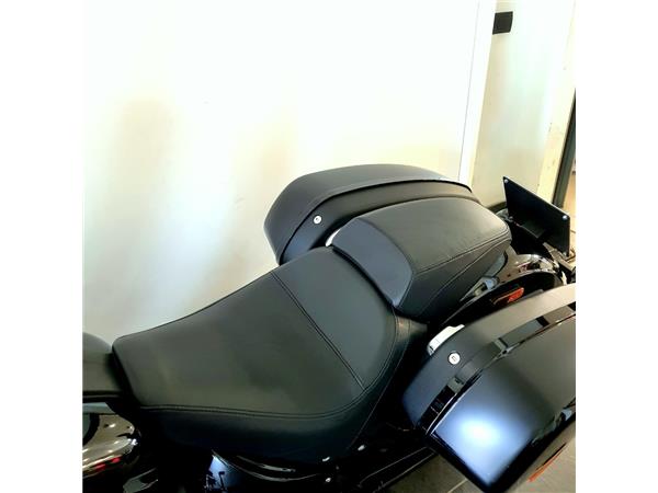 HARLEY-DAVIDSON LOW RIDER ST